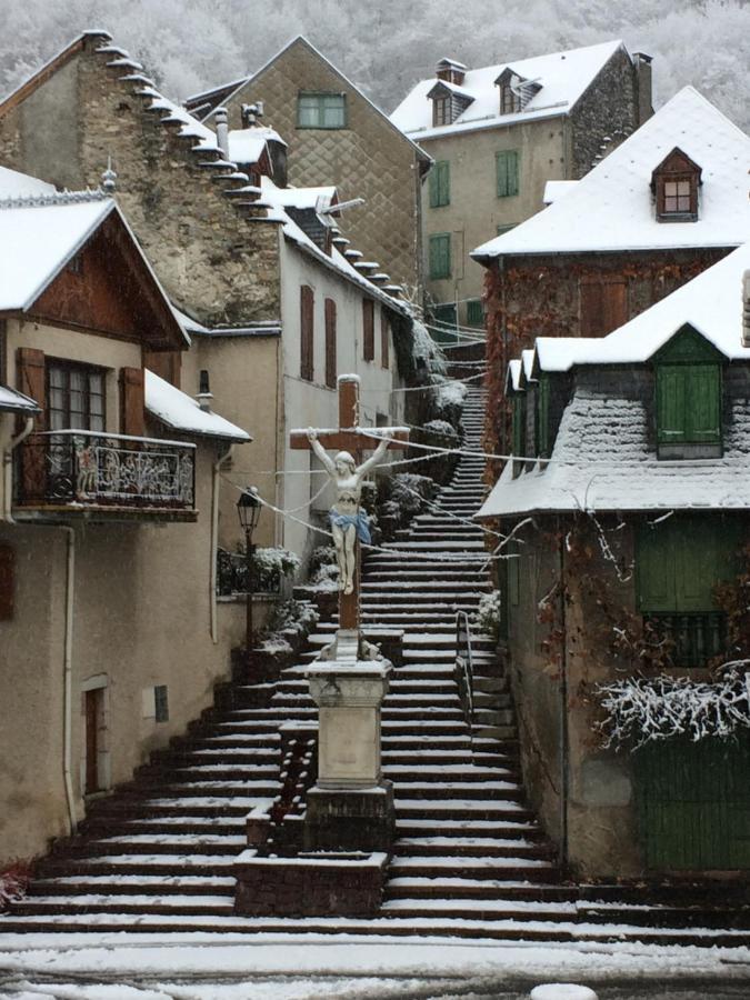 Bed and Breakfast Les Deux Rives Cierp Zewnętrze zdjęcie